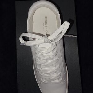 Women's Kenneth Cole KAM Off White Leather Lace-Up Sneakers size 8.5